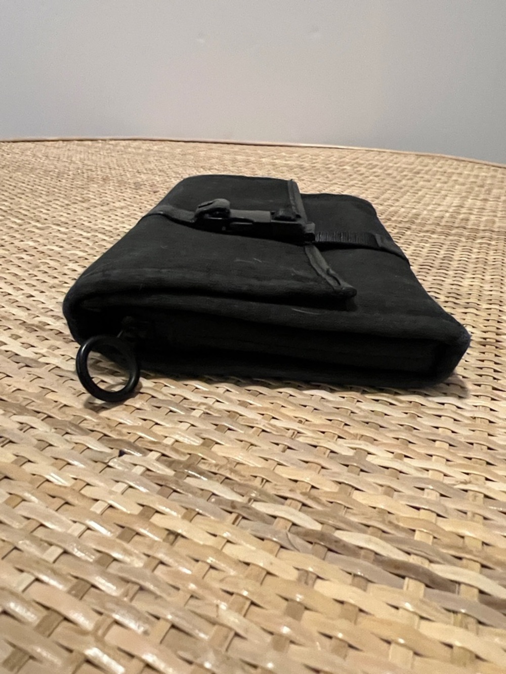 Lululemon Test of Time Travel Wallet Black Removable pouch leather trim repel - Picture 11 of 13